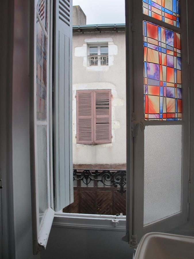 Bed and Breakfast ChezLola à Civray  Extérieur photo